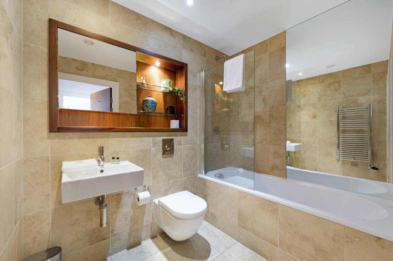 Host & - Waterfront View Apartment