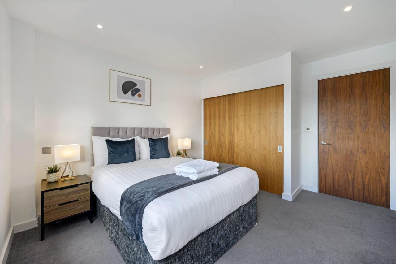 Apartment Host & - Waterfront View Liverpool